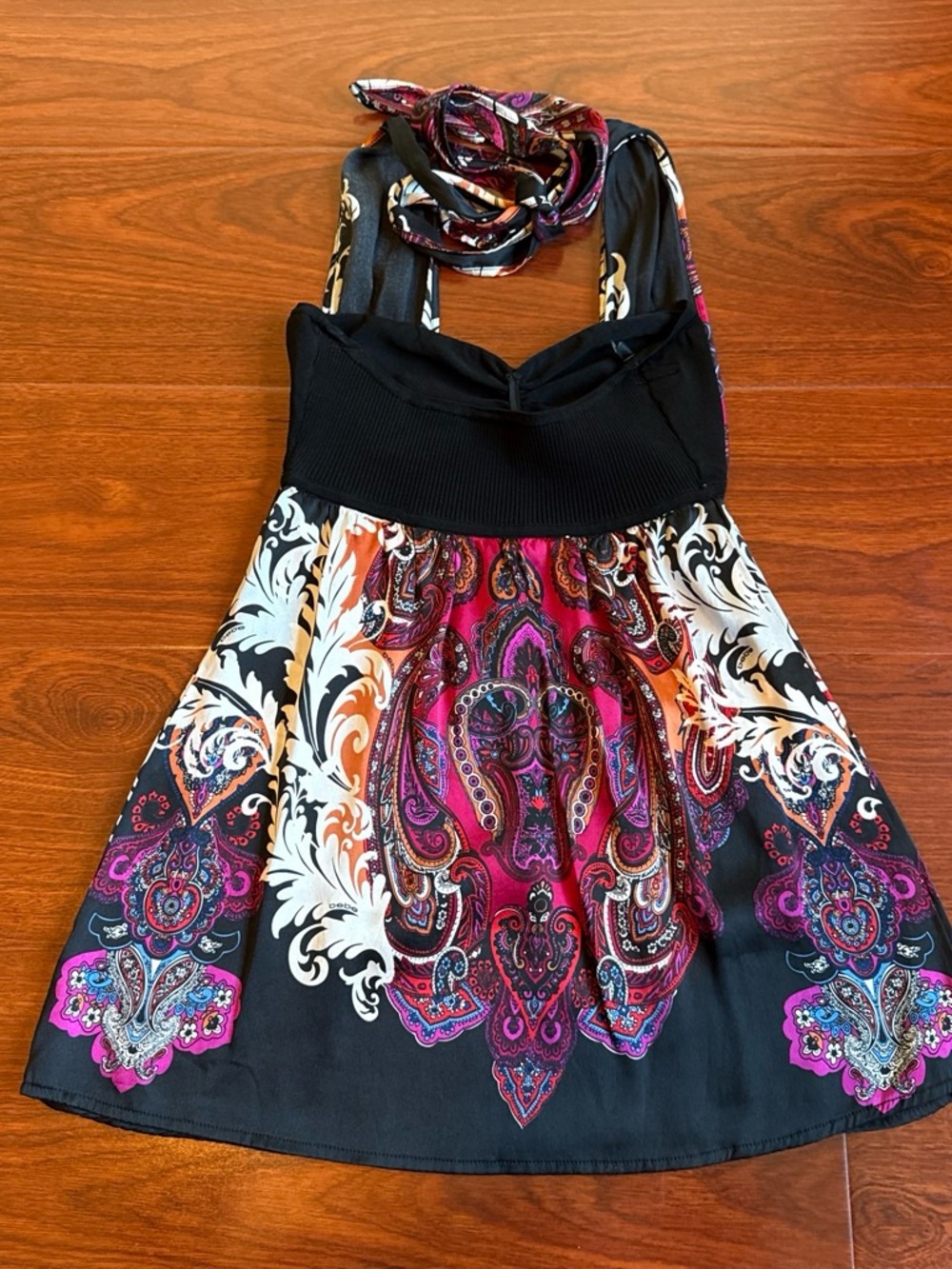 bebe Y2K Silk Paisley Halter Top Small Black Pink Ruched Bust - Picture 2 of 6